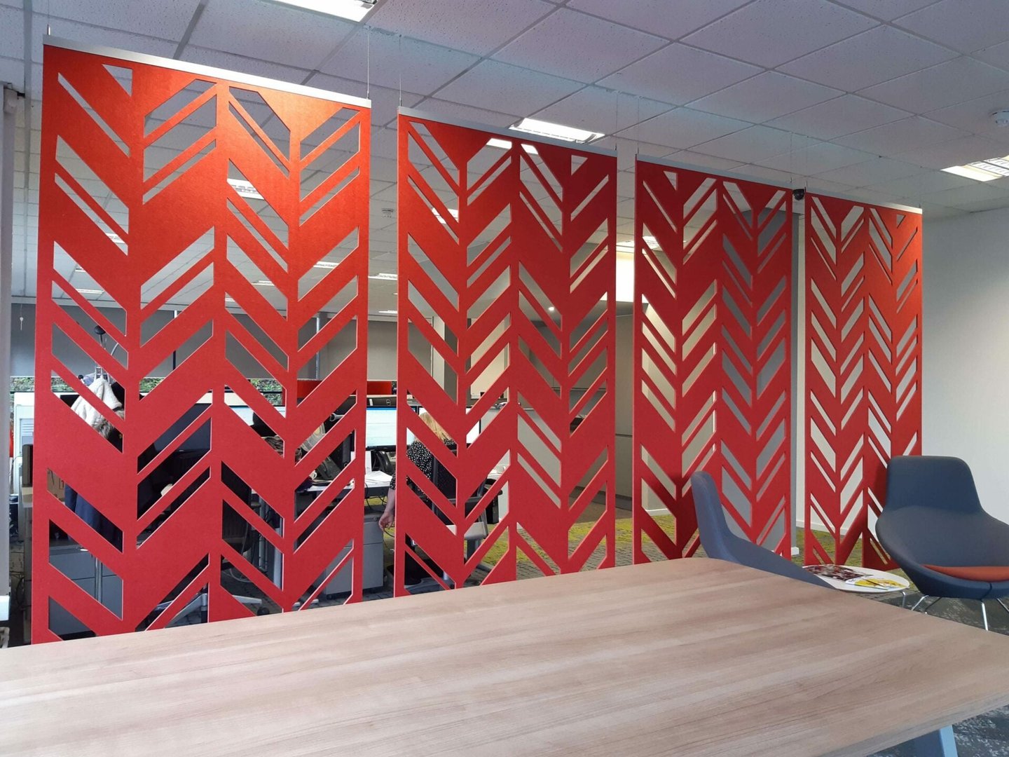 מחיצה אקוסטית AVALANCHE SCREENS